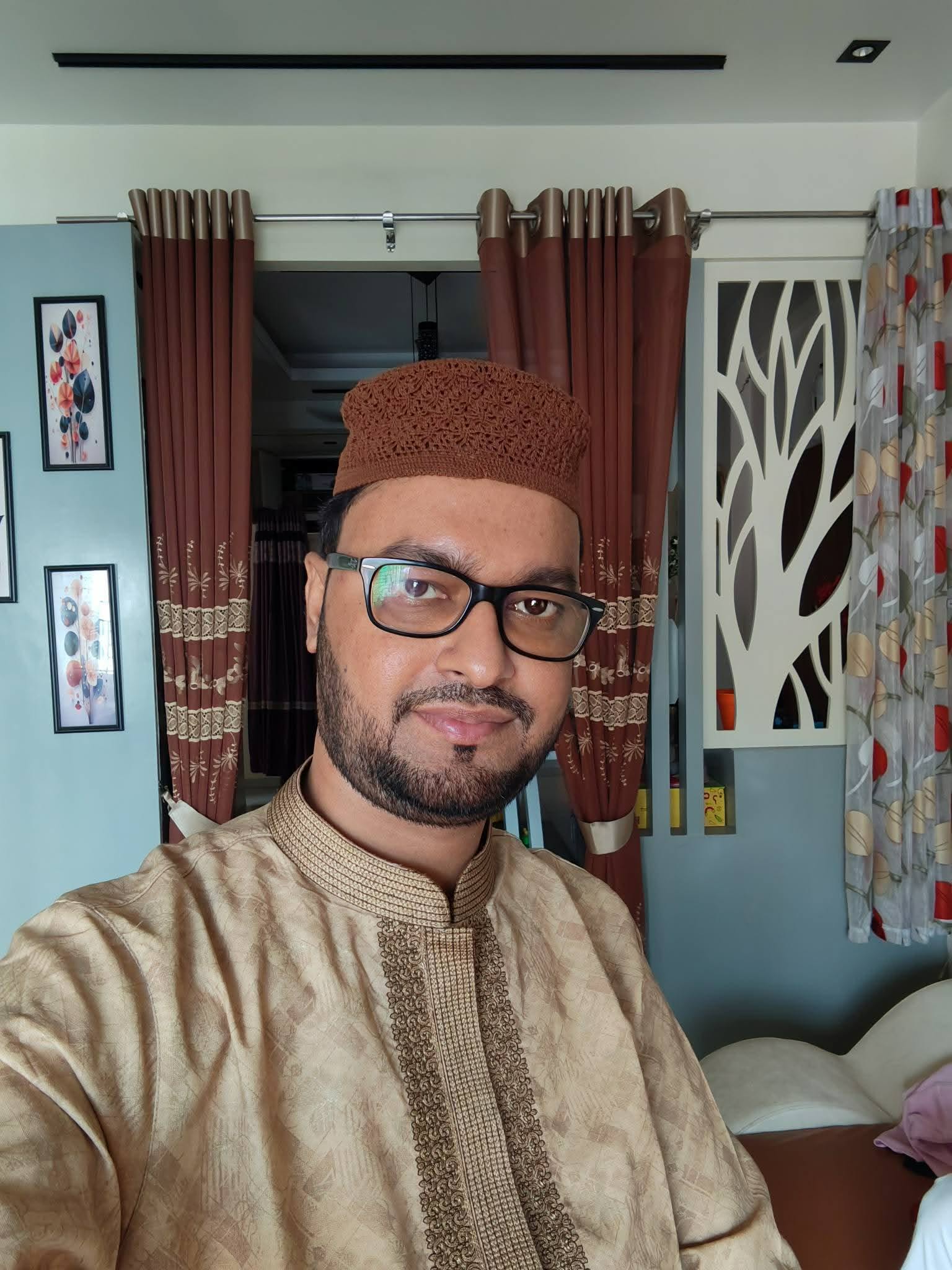 সীতাকুণ্ড পৌরসভার প্রকৌশলী আবু ইউছুফের ‘আলাদিনের চেরাগ’